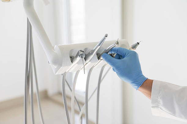 24/7 Emergency Root Canal Treatment experts in North Brooksville, FL